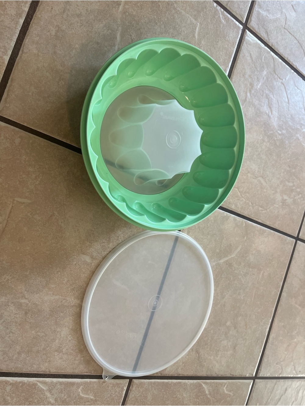 Tupperware Jello Ring